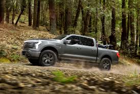 Now, ford performance has got hold of it and launched the ranger raptor. Elektro Pick Up Ford F 150 Lightning Multitalent Auf Vier Wuchtigen Radern Elektroauto News Net