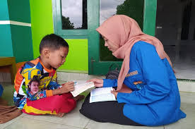 Alasannya adalah karena saya ingin berbagi ilmu, apa yang saya kedudukan guru sebagai tenaga profesional bertujuan untuk melaksanakan sistem pendidikan nasional dan mewujudkan. Tips Menjadi Guru Ngaji Berkelas Jurnalpost