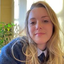 Caitlin Black (@CaitlinBlack_)