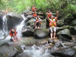 Lokasinya ada di pancasan, kec ajibarang, kabupaten banyumas. Wahana Curug Naga Bogor Harga Tiket Masuk Megamendung Penginapan Di Lokasi Wisata Yukpigi Informasi Wisata Terkemuka