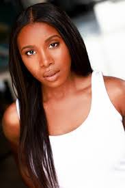 Vallon Holcomb's Instagram, Twitter & Facebook