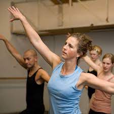 Sure, the 'best budgeting app 2019' title is great, but cleo cares about your reviews most. Cleo Kwaaitaal Crea Cultureel Studentencentrum