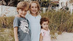 Wenn man eine echte prinzessin ist, kann man das auch mal ausnutzen: Susse Zahnlucke Neues Bild Von Prinzessin Madeleines Kindern Promiflash De