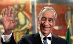 mɐɾˈsɛlu ˈnunu ˈdwaɾtɨ ʁɨˈbelu dɨ ˈsozɐ; Centre Right Candidate Wins Portugal S Presidential Election World News The Guardian