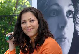 She debuted as a child singer in 1986. Natalia Kukulska