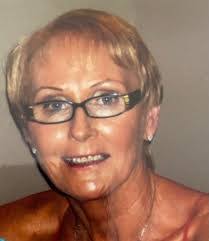 Teresa Barrett's Instagram, Twitter & Facebook