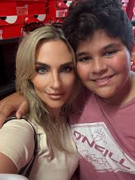 Reel by USA EN TU MALETA 🇺🇸 (@u.s.a_entumaleta) · October 26, 2025