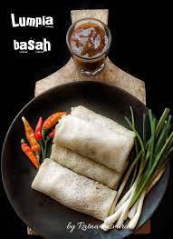 Lumpia Basah Kalian Tipe Penikmat Lumpia Basah Atau Goreng Kalau Saya Sich Dua Duanya Hehehe Tapi Karena Sedang Mengurangi Penggunaan M Taoge Lumpia Saus