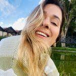 Beth Merced's Instagram, Twitter & Facebook