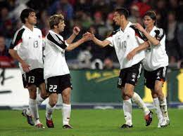 Uefa europameisterschaft 2004 uefa euro 2004 anzahl nationen 16 (von 51 bewerbern) europameister griechenland (1. Em Trikots 2004 Blamables Vorrunden Aus Furs Dfb Team