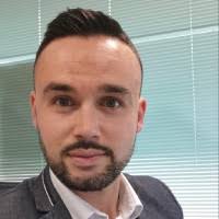 100+ profils pour “Lizon”