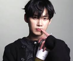 Happy 26th birthday park jihoon 🎂🎉🍻🥰