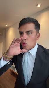 Vídeos de Ulises Ronces Oficial (@ulisesronces) con «sonido original