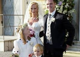 Reality tv | racecar driver * say no to ghost follower * cora's house of love 2020 * management: Casamento Ralf Schumacher E Cora Caroline Brinkmann Noiva Com Classe