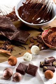 Bayrama Lezzet Katmak Icin Gercek El Yapimi Cikolatalarimiz Ozsut Lerde Sizi Bekliyor Valrhona Chocolate Food Chocolatier
