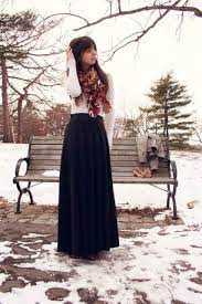 26 Stylish And Comfy Winter Maxi Skirt Outfits Styleoholic Winter Maxi Skirt Outfit Maxi Outfits Black Maxi Skirt Outfit