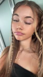 Connie Almond's Instagram, Twitter & Facebook