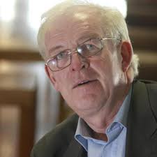 Economist Colm McCarthy to advise banking inquiry