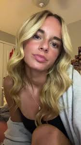 Lily Ortega (@lily_o207)