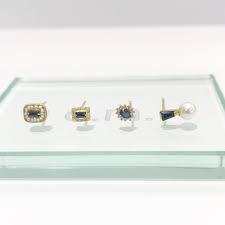 3923 ブログを更新致しました ブルーサファイアのピアスとピアスのコーディネートをご紹介しております お取り置き お問い合わせはこちら e m 伊勢丹新宿店1f 03 6380 1673 emgrp em pierce g jewelry accessories stud earrings