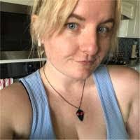 Colleen Muench's Instagram, Twitter & Facebook