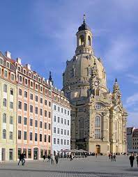 The morning after having been bombed by allied forces, the city's. As Paris Cleans Up After The Notre Dame Fire Here S How Dresden Rebuilt Its Church Which The Allies Bombed In Ww2 Bored Panda