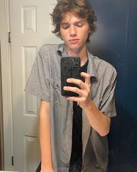 Aidan Bowen (@atomicteen2.0) • Instagram photos and videos