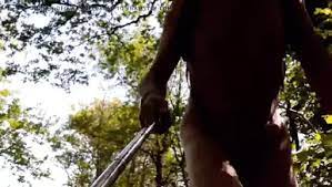 Nackt auf dem Reitweg im Wald blitzen am Gay0Day
