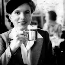 Frauen im Widerstand: Biografie