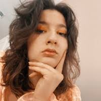 Annie Borges's Instagram, Twitter & Facebook