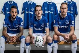 Everton fc 2020/21 away kit. Everton Fc Extends Sportwear Brand Umbro S Kit Sponsorship