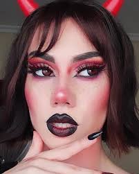 Fatima Padron (fatimasaurous)