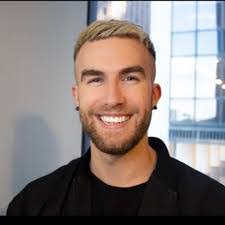 Miguel Henson's Instagram, Twitter & Facebook