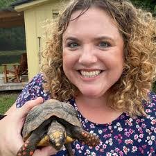 Elena Powers's Instagram, Twitter & Facebook