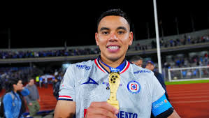 Carlos Rodríguez resta importancia a su ausencia en el Tricolor tras título de Cruz Azul: "En otro momento me