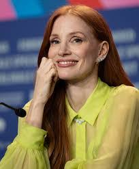 Shannon Chastain's Instagram, Twitter & Facebook