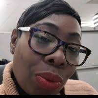 200+ perfiles de «Myvett»