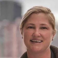 Karen Swinford's Instagram, Twitter & Facebook