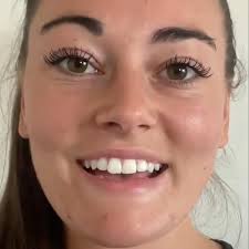 Amazon.com : John Frieda ULTRAfiller+ Thickening Spray, Thickening &  Strengthening Spray for Damaged or Thin Hair, Infused with Biotin and  Hyaluronic Acid to Strengthen Hair for Thicker Fuller Results, 5 Oz :