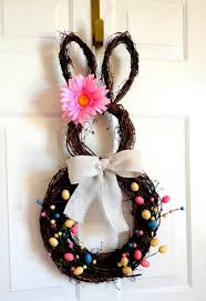 Wir basteln mit produkten aus der küche und echten pflanzen. Diy Deko Fur Ostern Hasen Kranz Aus Weidenkatzchen Anleitung Diy Ostern Fruhling Zenideen Basteln Fruhling Deko Osterkranz Basteln Osternest Basteln