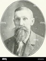 Past and present of Montgomery County, Illinois . EMERY WRIGHT. MR. AND  MRS. JARRETT WRIGHT OF THE UNIVERSITY OF ILLINOIS PAST AND PRESENT 01  MONTGOMERY COUNTY :;;; In 1900 he opened