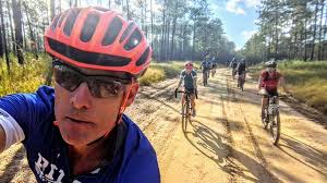 Who's riding in the Velvet Ditch Gran Fondo in Oxford, MS?