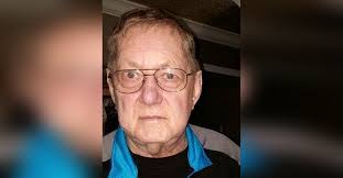 Dennis Combs's Instagram, Twitter & Facebook