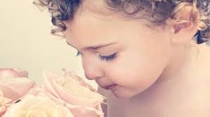 Princess madeleine, prinsessan madeleine, prinsesse madeleine and prinzessin madeleine diesen süßen lockenkopf hätten wir fast nicht erkannt! Prinzessin Madeleine Teilt Neues Bild Von Tochter Adrienne Promiflash De