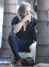 Still dating his girlfriend anastassija makarenko? Mickey Rourke Cries Is Consoled By Girlfriend Anastassija Makarenko Mickey Rourke Mickey Tough Guy