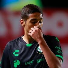 Text is available under the creative. Santos Laguna Ronaldo Prieto Sufrio Un Esguince Cervical Tras Balonazo De Antuna Soy Futbol