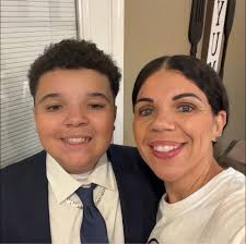 What food is recommended at Aquatica?