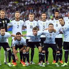 Yashoda sah deutschland im viertelfinale. Em 2016 Deutschland Gegen Ukraine Gruppe C Bilder Und Noten Fotostrecke Fussball Em