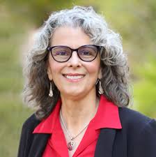 Public Page of Lisa Colón DeLay