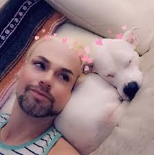 Are there any hair stylists that would make house calls?! I'm currently